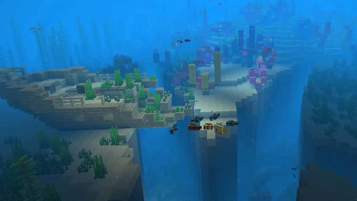 Shipwreck stuck in the underwater ravine in Minecraft