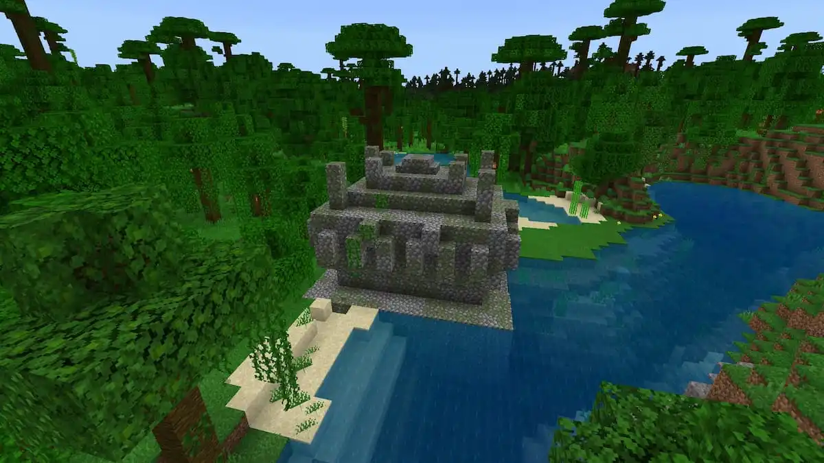 A Jungle Temple in a Minecraft Jungle